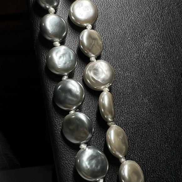 Premier Designs Pebble Beach Necklace - Picture 2 of 3